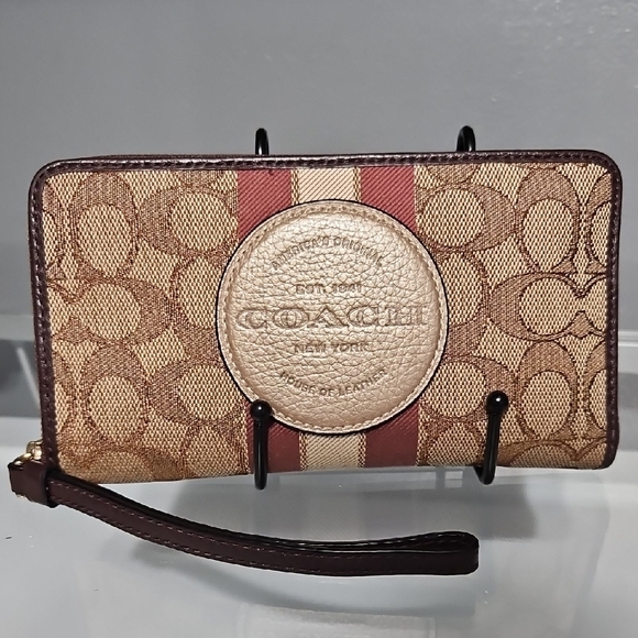 Crisp Coach Brown and Gold Wristlet - Picture 1 of 8